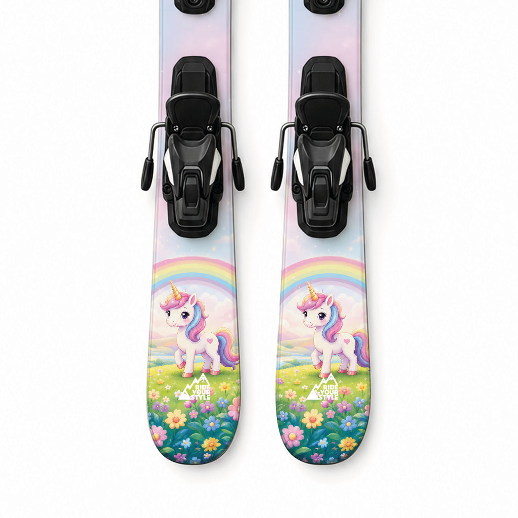 Kinder-Ski mit Designfolie »Einhorn« beklebt – rückstandslos ablösbar