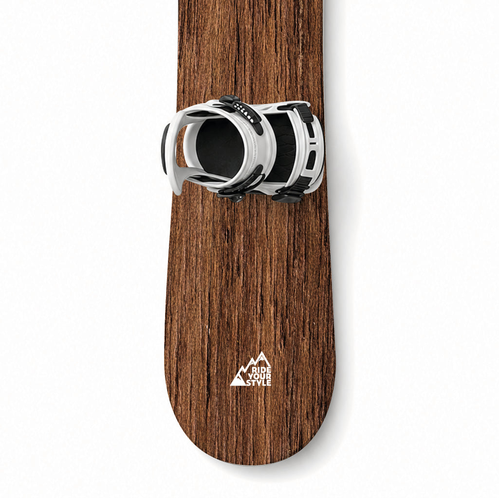 Snowboard mit Designfolie »Chalet« beklebt – rückstandslos ablösbar