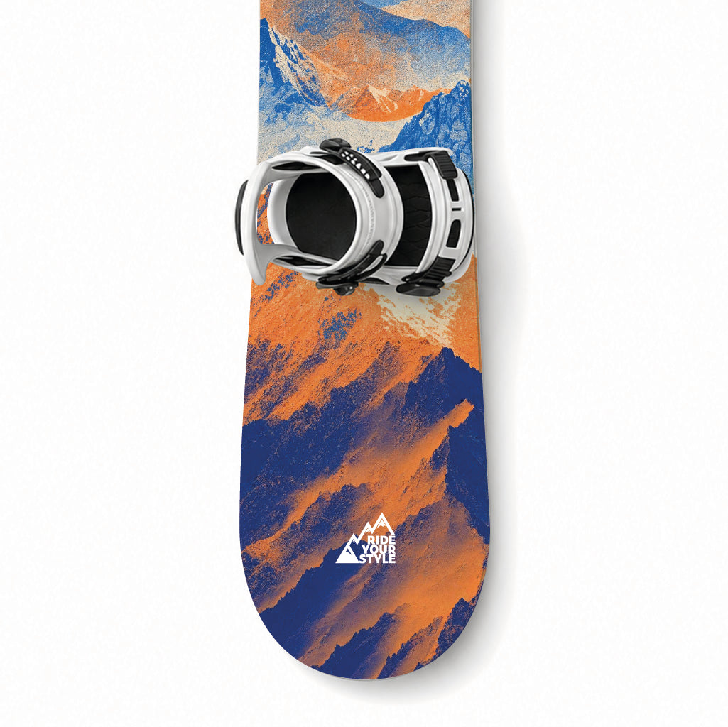Snowboard mit Designfolie »Summit« beklebt – rückstandslos ablösbar