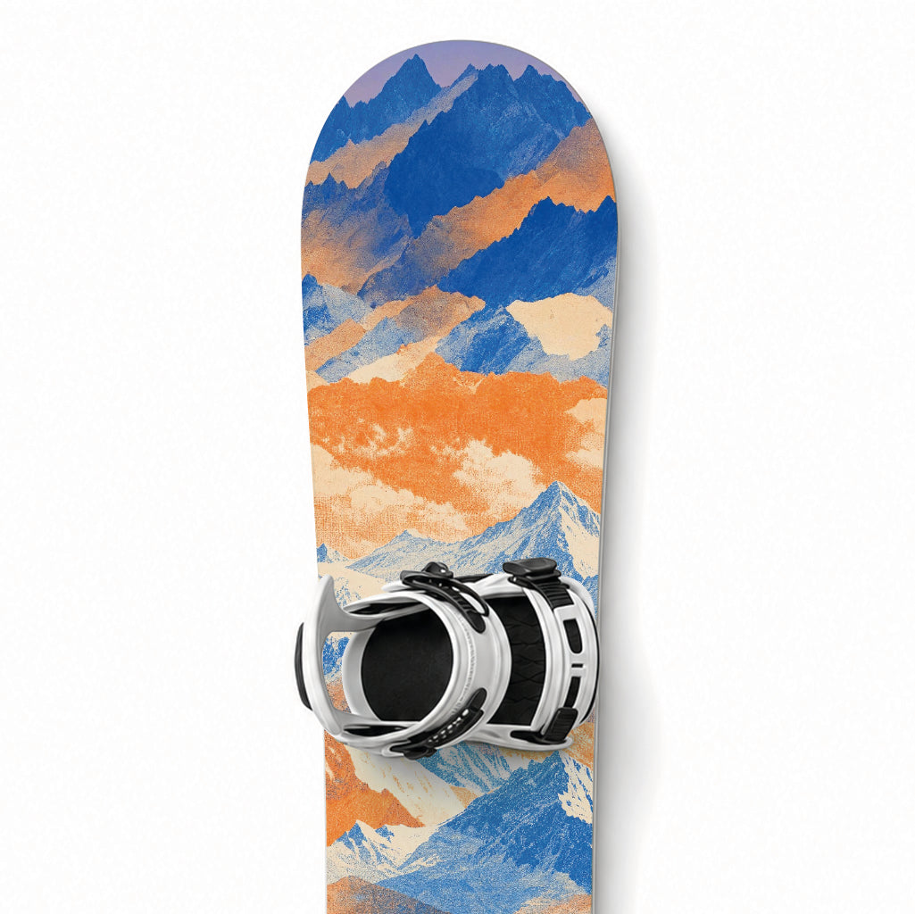 Snowboard-Designfolie »Summit« – Detailansicht des Gipfel-Designs